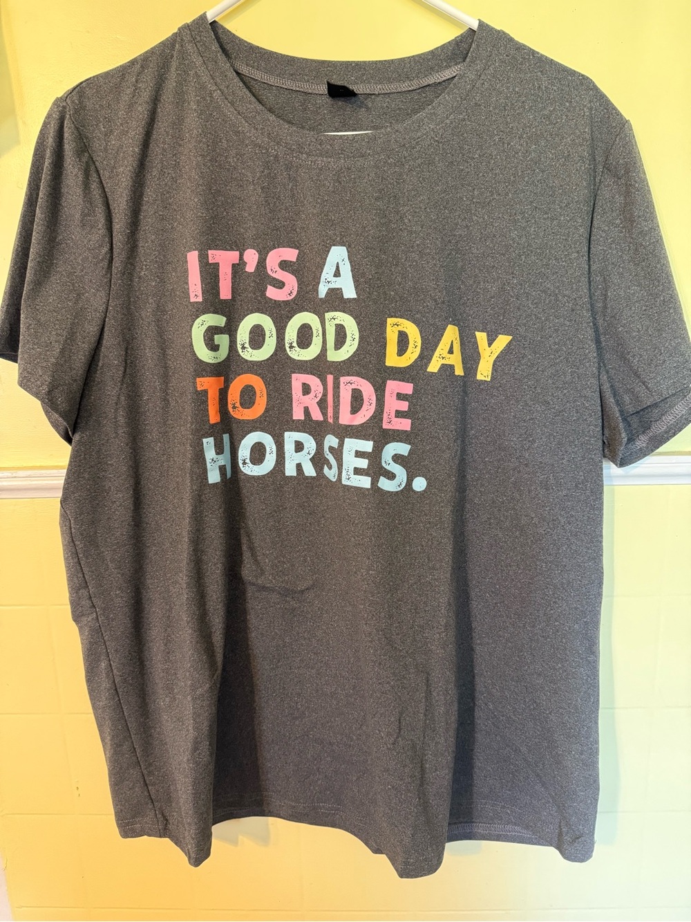 SHEIN Charcoal Tee with Multicolor Positive Slogan